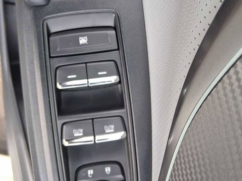 Certified 2023 Subaru Crosstrek 2.5i Limited w/ Moonroof Package image 14