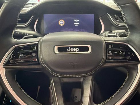 Used 2021 Jeep Grand Cherokee L Overland w/ Luxury Tech Group IV AWD/4WD image 9