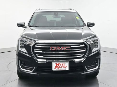 Certified 2024 GMC Terrain SLT w/ Infotainment Package II image 27