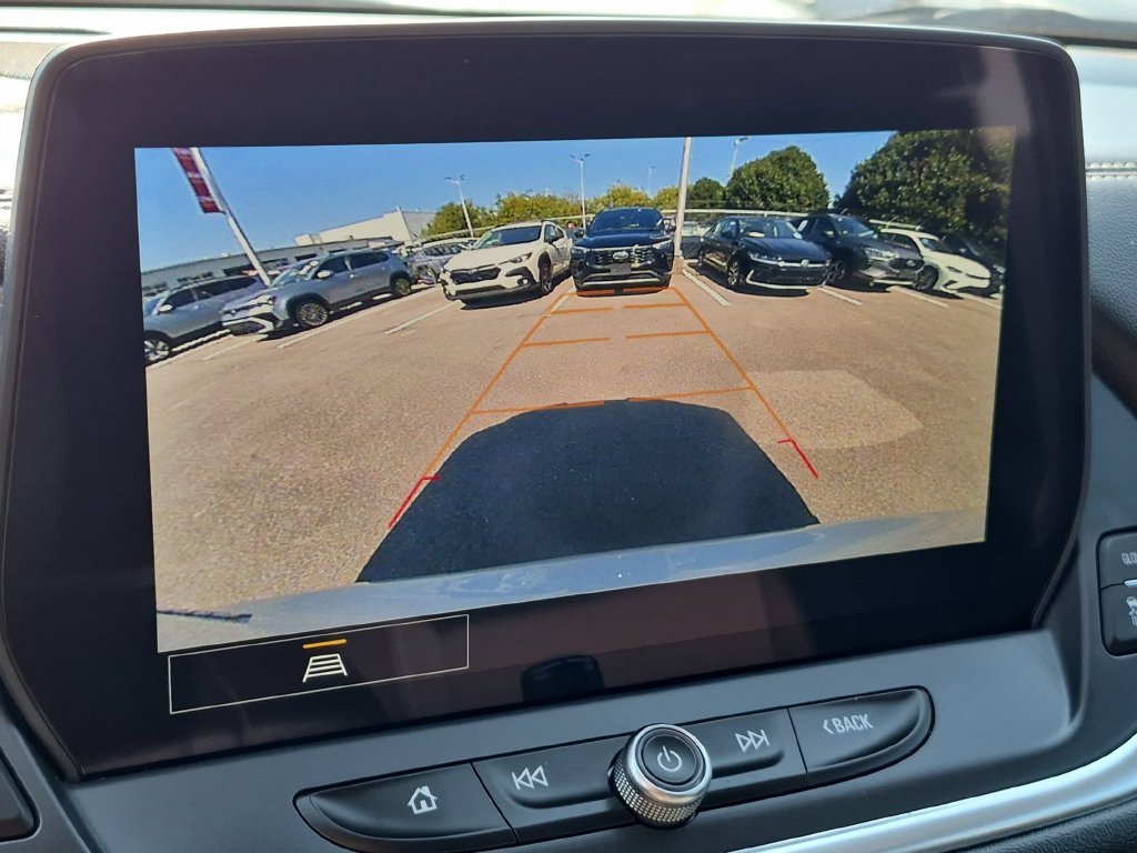 Used 2025 Chevrolet Blazer LT FWD image 17