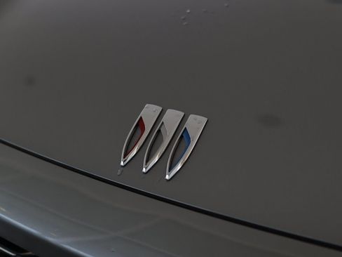 Used 2025 Buick Envision Avenir image 38