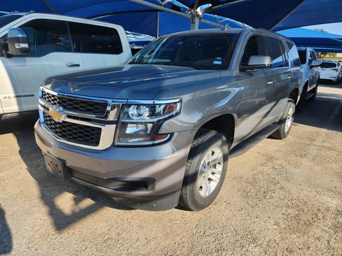 Used 2019 Chevrolet Tahoe LS RWD image 2