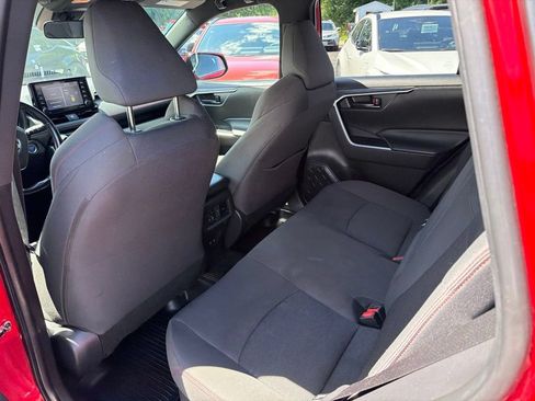 Used 2021 Toyota RAV4 SE AWD/4WD image 19