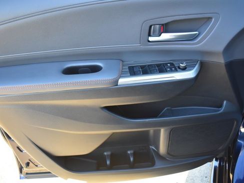 Used 2023 Toyota Sienna XSE image 11