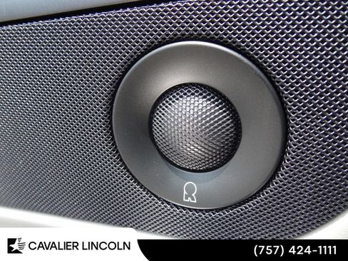 Used 2026 Lincoln Nautilus Premier w/ Equipment Group 102A AWD/4WD image 18