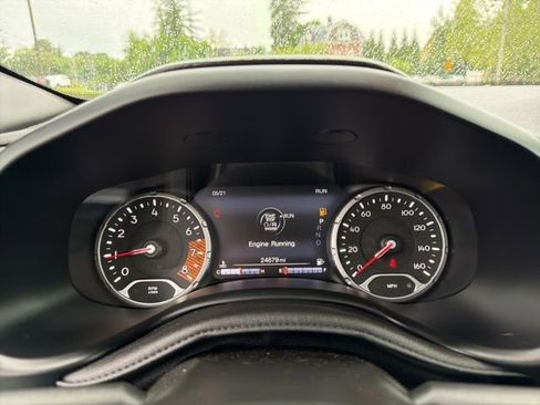 Used 2022 Jeep Renegade Altitude w/ Sun/Sound Group AWD/4WD image 23