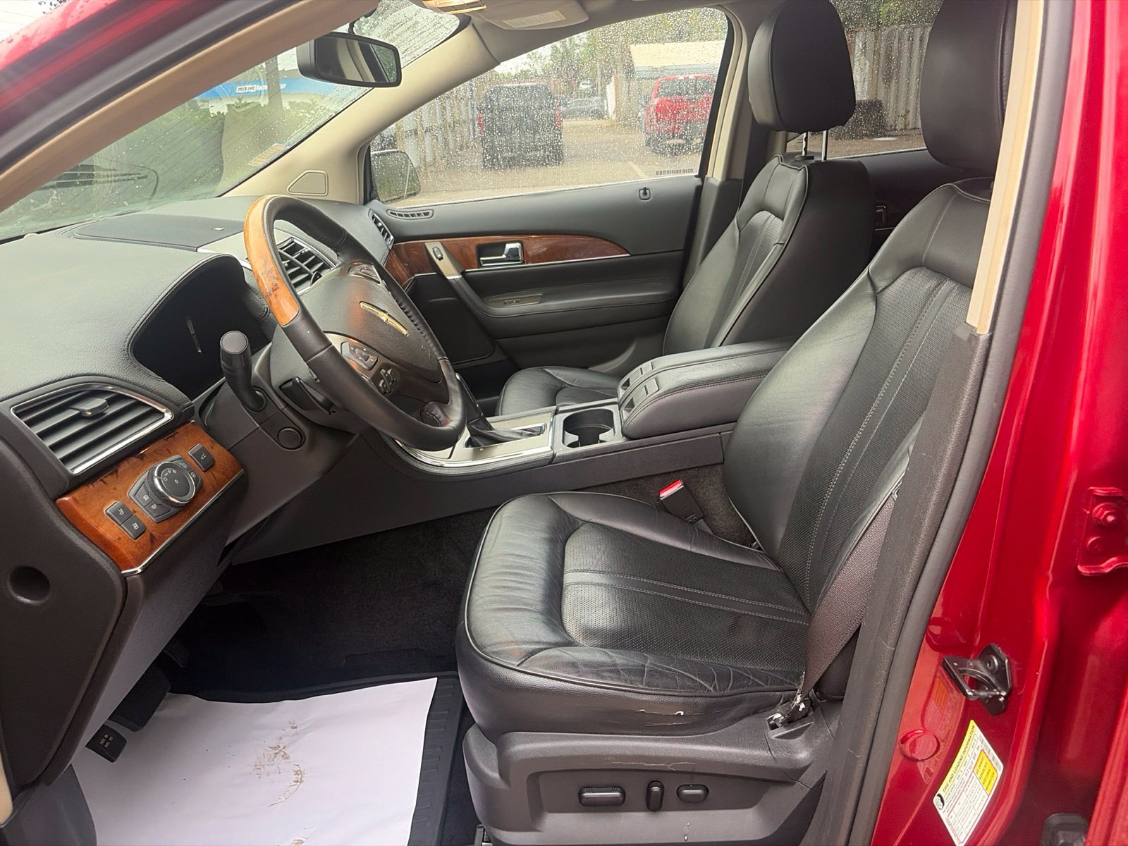 Used 2013 Lincoln MKX FWD image 17