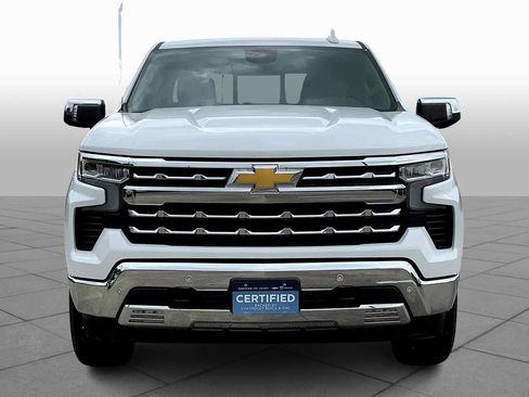 Used 2024 Chevrolet Silverado 1500 LTZ w/ LTZ Convenience Package II AWD/4WD image 3