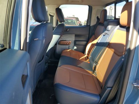 Used 2022 Ford Maverick Lariat w/ Lariat Luxury Package image 11