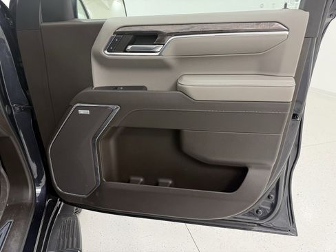 Used 2024 Chevrolet Silverado 1500 LTZ image 34