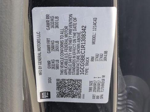 Used 2024 Chevrolet Colorado W/T w/ WT Convenience Package image 19