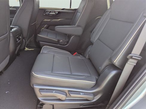 New 2026 Chevrolet Tahoe Premier image 12