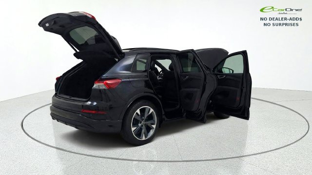 Used 2025 Audi Q4 e-tron Premium w/ Convenience Package AWD/4WD image 19