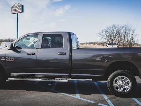 Used 2018 RAM 2500 Tradesman w/ Chrome Appearance Group image 14