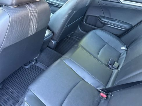 Used 2020 Honda Civic EX-L image 4