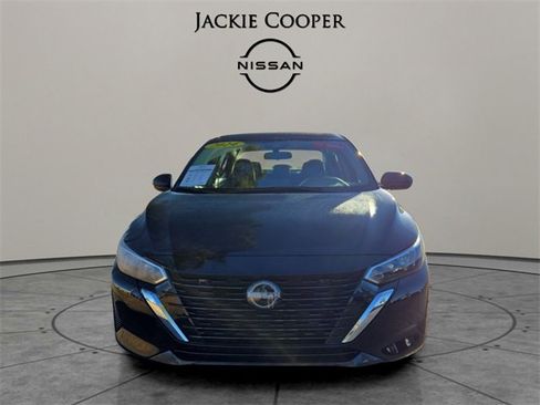 Certified 2024 Nissan Sentra SV image 8