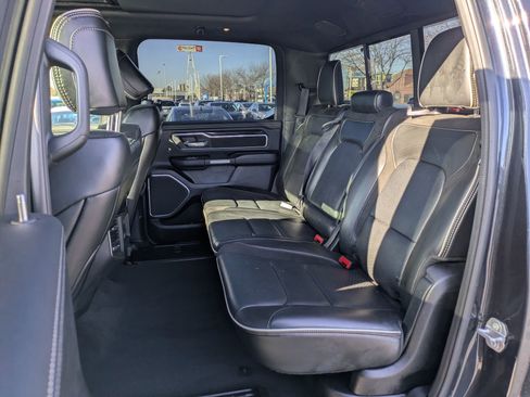 Used 2019 RAM 1500 Laramie image 27