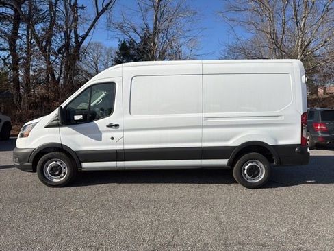 New 2024 Ford Transit 250 148 Medium Roof image 4