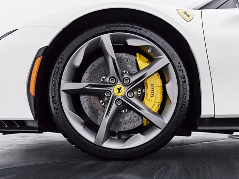 Used 2022 Ferrari SF90 Spider AWD/4WD image 3