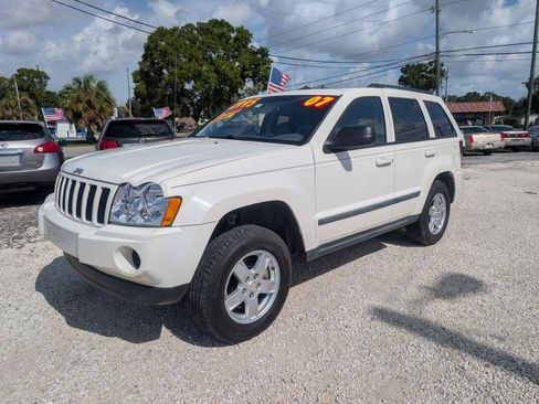 Used 2007 Jeep Grand Cherokee Laredo RWD image 1