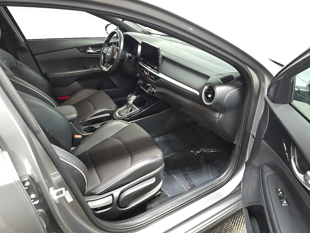 Used 2022 Kia Forte GT-Line FWD image 15