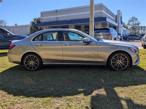 Used 2019 Mercedes-Benz C 300 Sedan image 2