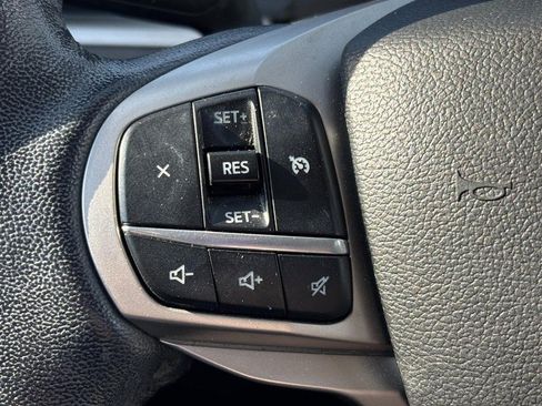 Used 2023 Ford Explorer XLT w/ Equipment Group 202A AWD/4WD image 20
