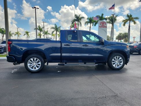 Used 2021 Chevrolet Silverado 1500 Custom image 13