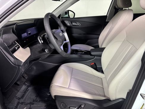 New 2026 Audi Q3 quattro 2.0T AWD/4WD image 9