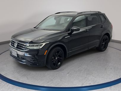 Used 2023 Volkswagen Tiguan SE R-Line