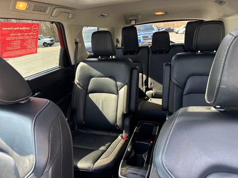 Used 2024 Nissan Pathfinder SL w/ SL Premium Package image 29