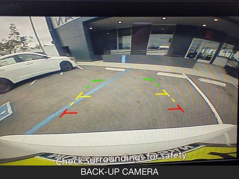 Used 2024 Nissan Rogue S FWD image 21