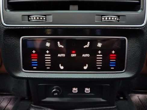 Used 2021 Audi Q8 Premium Plus w/ Premium Plus Package image 20