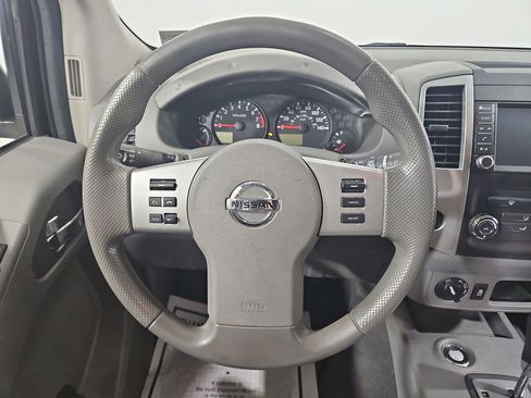 Used 2021 Nissan Frontier SV AWD/4WD image 15