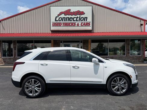 Used 2024 Cadillac XT5 Premium Luxury AWD/4WD image 3
