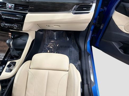 Used 2017 BMW X1 sDrive28i image 18