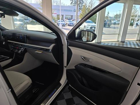 New 2026 Hyundai Tucson Limited image 40