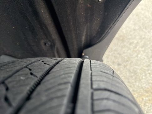 Used 2023 Toyota Corolla Cross L image 32