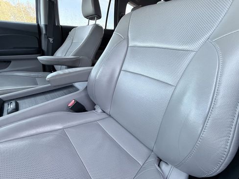 Used 2019 Honda Pilot Elite image 22