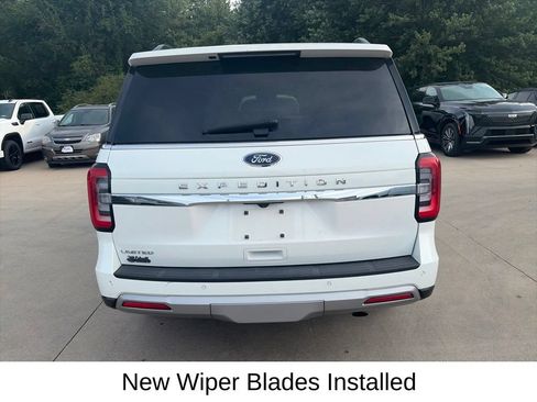 Used 2023 Ford Expedition Limited AWD/4WD image 9