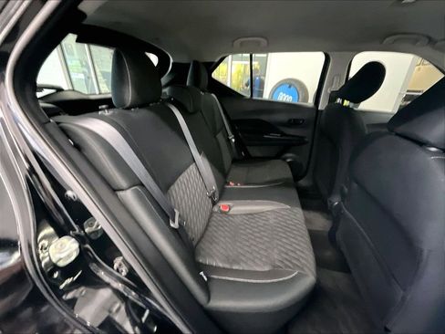 Used 2022 Nissan Kicks S FWD image 16