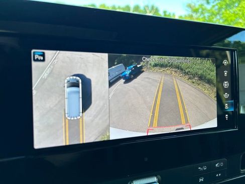 Used 2024 Mercedes-Benz Sprinter 2500 image 20