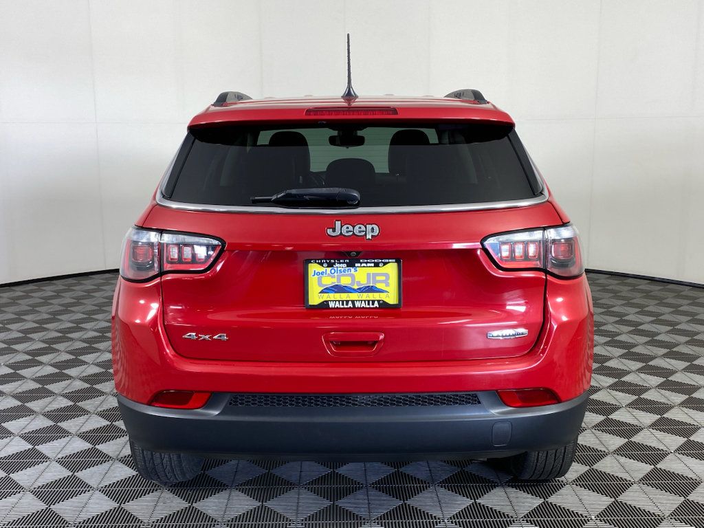 Used 2021 Jeep Compass Latitude AWD/4WD image 3