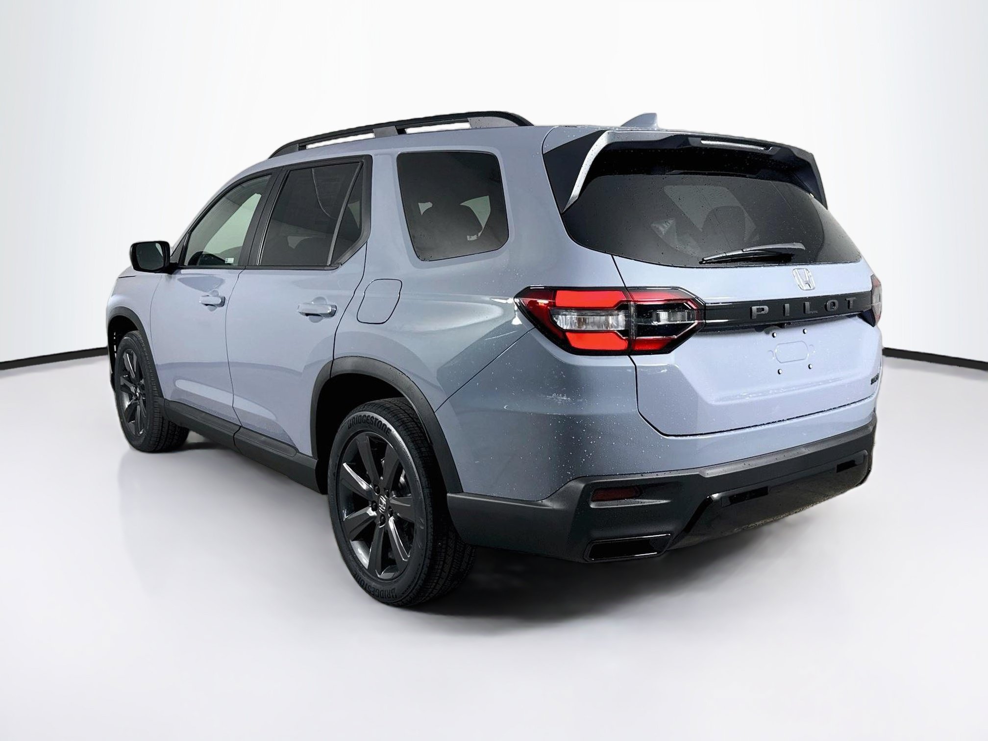 New 2026 Honda Pilot Sport image 30