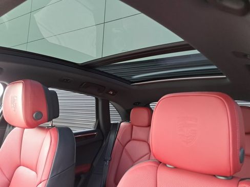 New 2026 Porsche Macan Turbo image 37