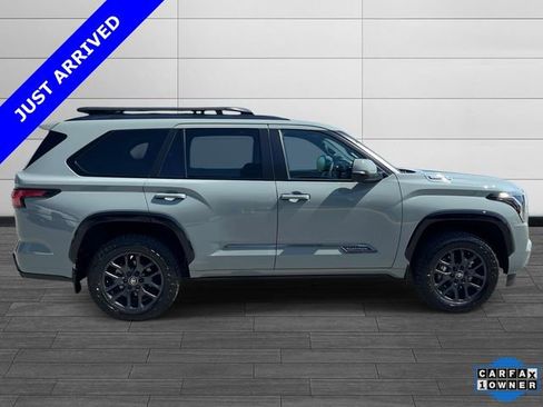 Used 2025 Toyota Sequoia Platinum AWD/4WD image 2