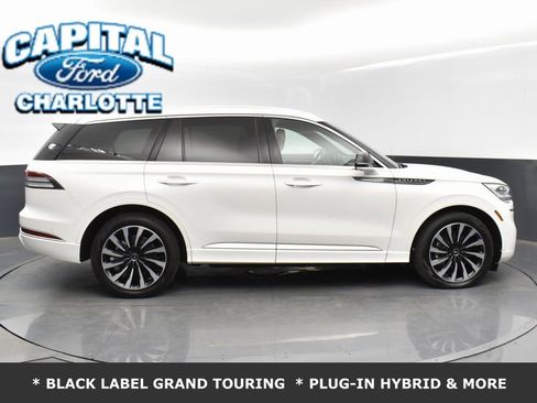 Used 2023 Lincoln Aviator Black Label Grand Touring w/ Class IV Trailer Tow Package image 10