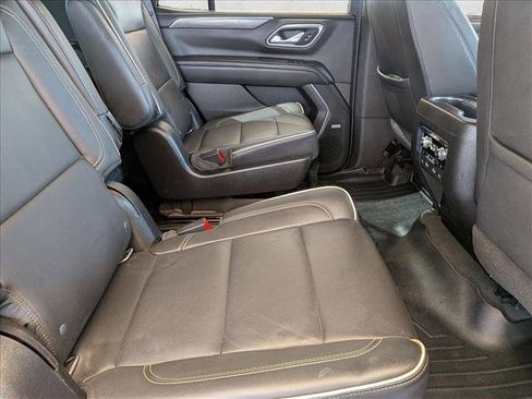 Certified 2021 GMC Yukon SLT w/ SLT Luxury Plus Package AWD/4WD image 24
