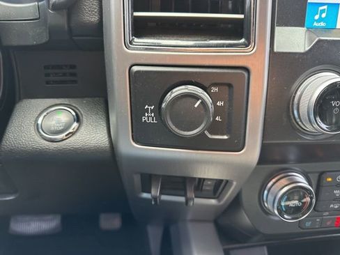 Used 2019 Ford F250 Platinum w/ Platinum Ultimate Package image 23