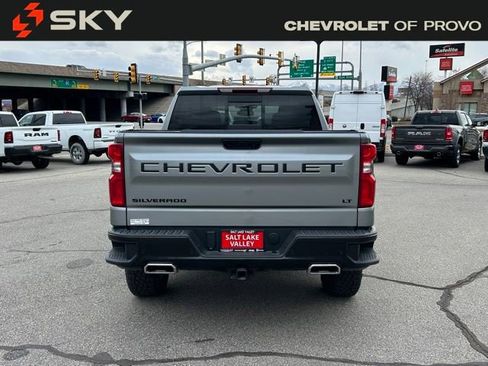 Used 2024 Chevrolet Silverado 1500 LT Trail Boss w/ Convenience Package II AWD/4WD image 6